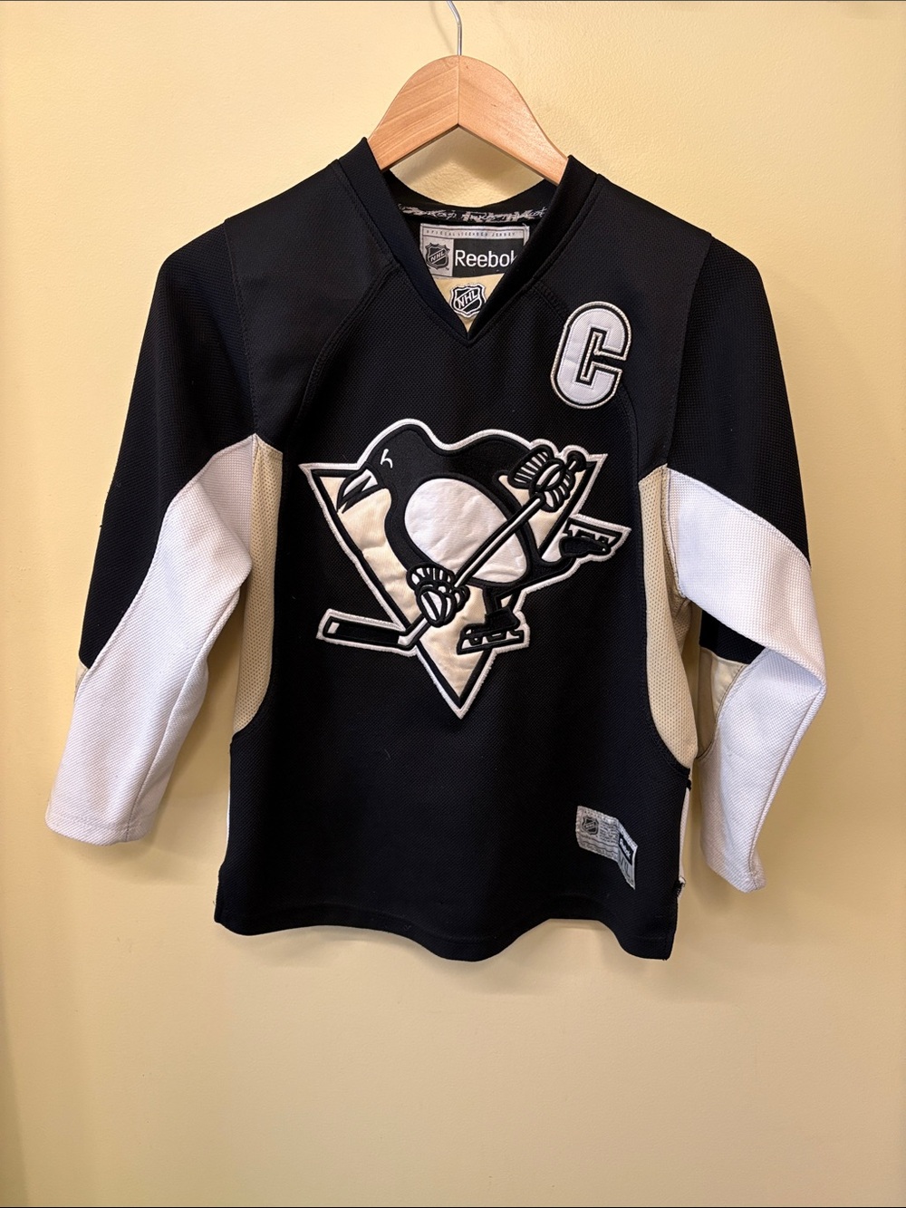 Reebok Kids Pittsburgh Penguins Sidney Crosby Hockey Jersey